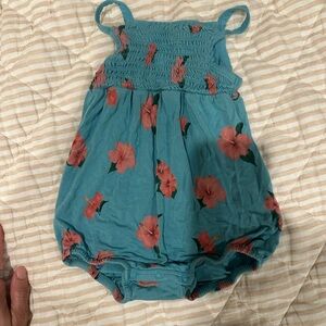 Kyte BABY hibiscus bubble romper